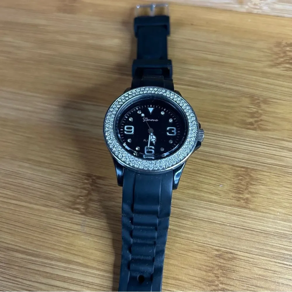 Luxury Black Smartwatch with Silver Accents
